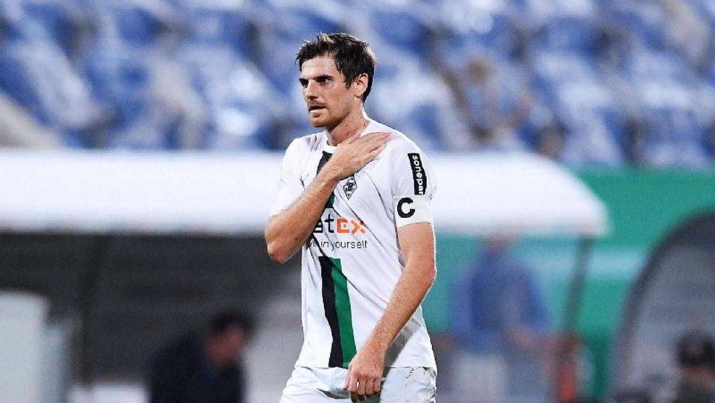 包含欧超杯赛程吃紧，门兴格拉德巴赫赛前完成体检，管理层满意，控场能力受关注的词条