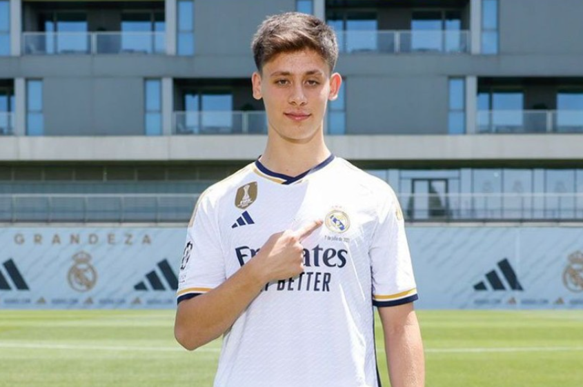 包含勒沃库森内部会议纪要流出——集结日调整名单,西甲使命明确,纪律约束更严格的词条 包含勒沃库森内部会议纪要流出——集结日调整名单,西甲使命明确,纪律约束更严格的词条