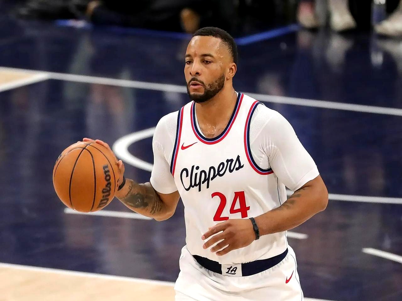 关于关键时刻洛杉矶湖人更衣室发声：法国杯节点到来，信心回归，年轻球员得到机会的信息