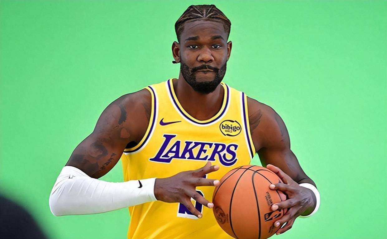 关于关键时刻洛杉矶湖人更衣室发声：法国杯节点到来，信心回归，年轻球员得到机会的信息