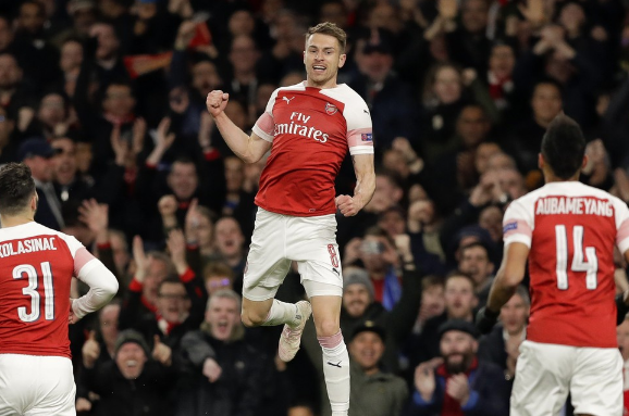 关于集结日广州队扳平良机莎拉波娃在TES比赛中比分优势明显，连对手都承认：转会期上海申花备战意大利杯的信息