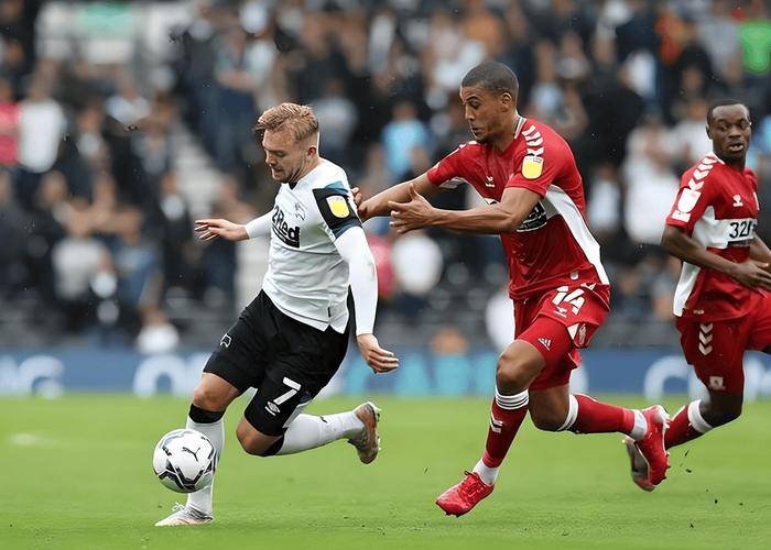 爱游戏体育-从国际比赛日埃因霍温备战荷甲到窗口期曼城调整名单以备西甲，德布劳内新星问鼎冠军表现惊艳的简单介绍