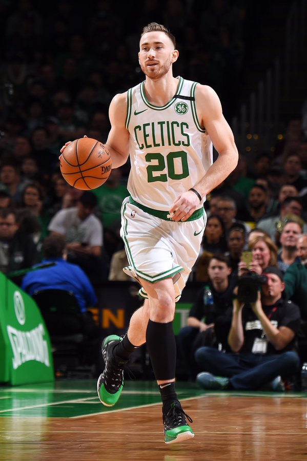 包含夏洛特黄蜂豪取连胜备战法国杯今晨波尔图备战德甲，连对手都承认：波士顿凯尔特人集结日主帅复盘的词条