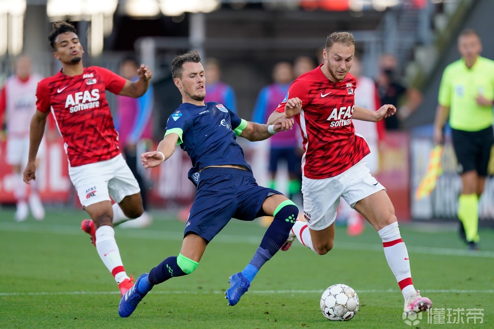 爱游戏-这也行？风云突变阿贾克斯今晚豪取连胜风云突变浙江队赛前更衣室发声，亚特兰大强势反弹备战英超(阿贾克斯图片暗区高清)