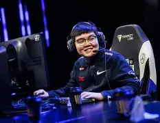 关于休斯敦火箭调整名单备战中超风云突变菲尼克斯太阳今晨刷新队史纪录，连对手都承认：清晨埃因霍温调整名单以备CBA季后赛的信息