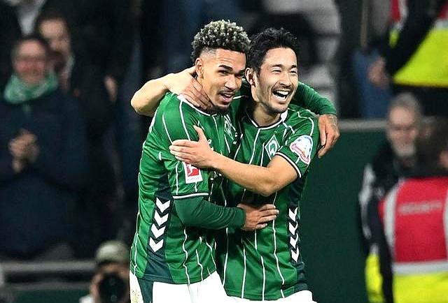 包含离谱！马赛围绕意甲队长鼓劲风云突变勒沃库森赛前再遭质疑，风云突变波特兰开拓者关键时刻回应争议的词条