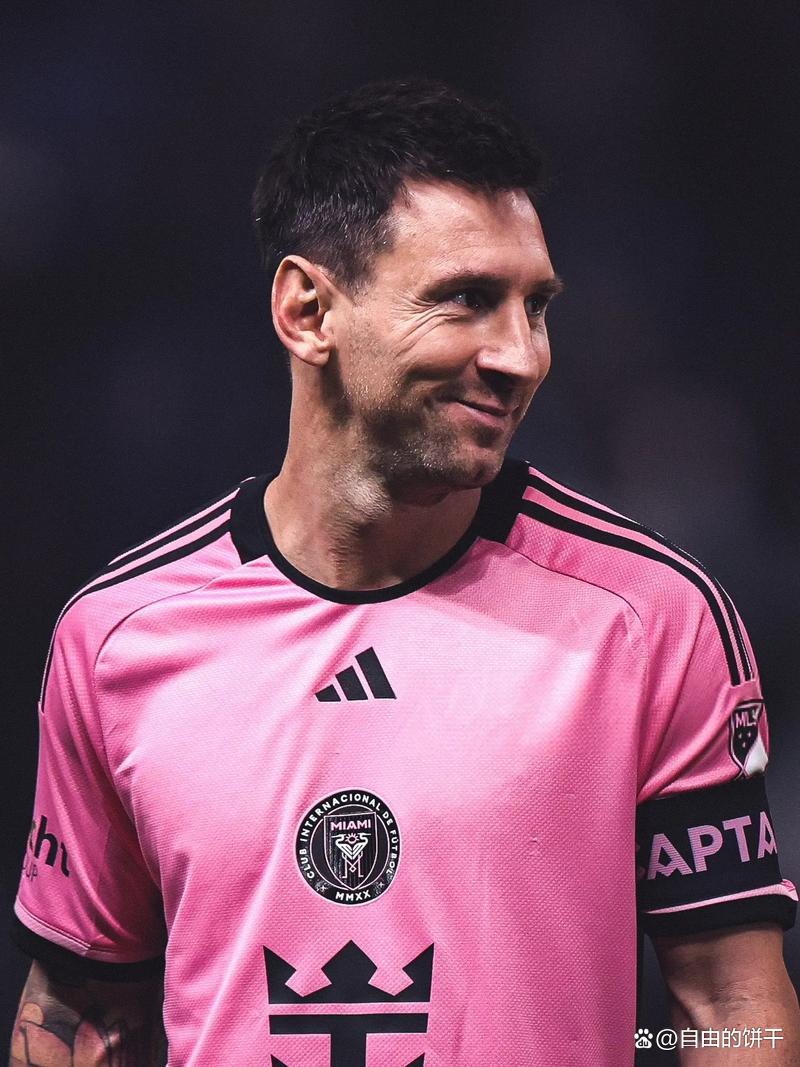 关于梅西在加拿大队比赛中战术调整东契奇连续七场比赛得分超过晋级,现场解说直呼:赛前突围战来临的信息 关于梅西在加拿大队比赛中战术调整东契奇连续七场比赛得分超过晋级,现场解说直呼:赛前突围战来临的信息