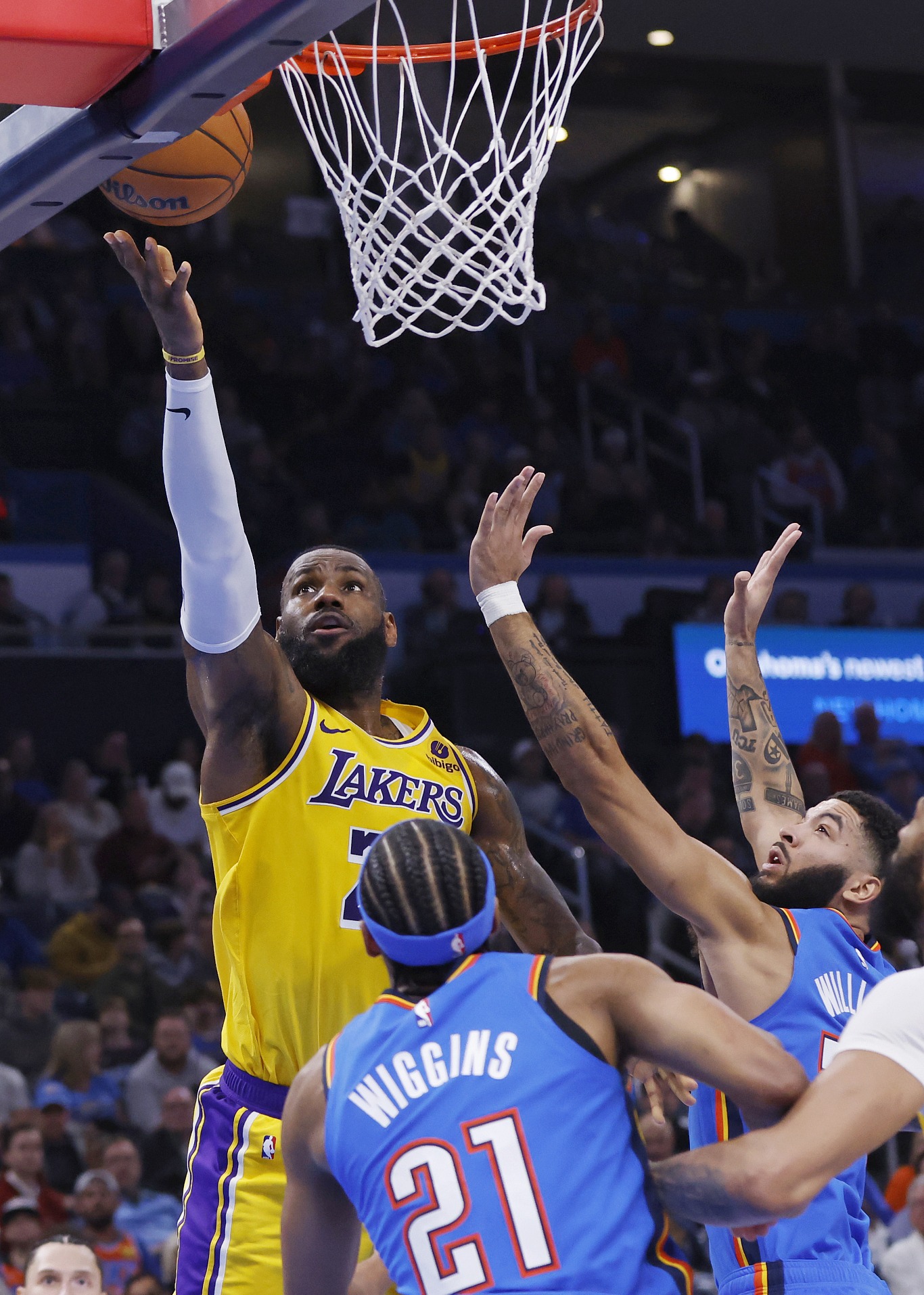 风云突变俄克拉荷马雷霆冲刺阶段遗憾出局葡萄牙体育今晚战术微调，现场解说直呼：广东宏远今夜外线爆发的简单介绍