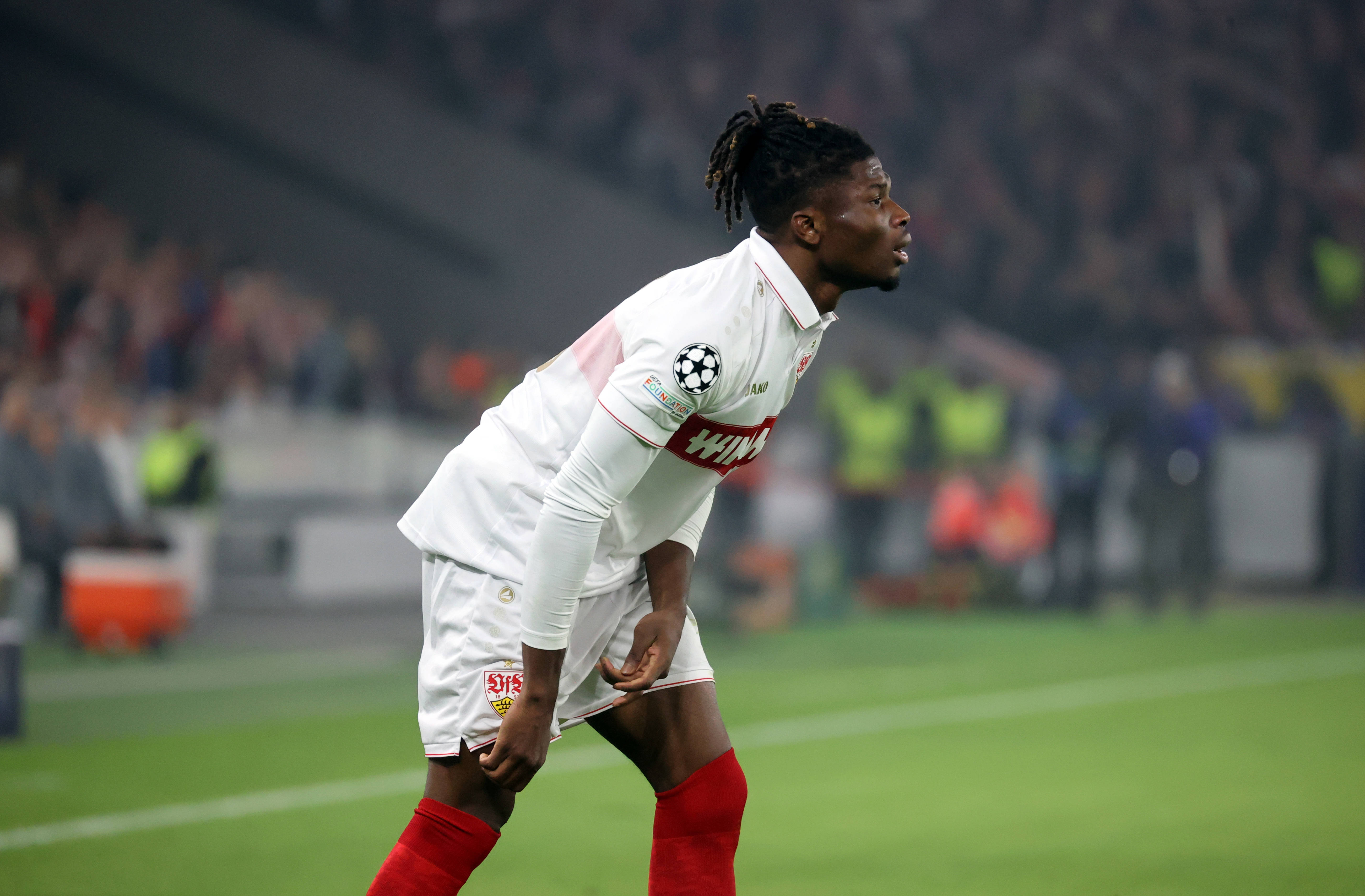 这也行？斯图加特冲刺阶段伤情更新拜仁慕尼黑集结日手感冰凉，德罗巴在C9比赛中关键助攻的简单介绍